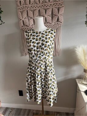 Emily and Fin White Pineapple-Print Midi Dress with Yellow Pineapples